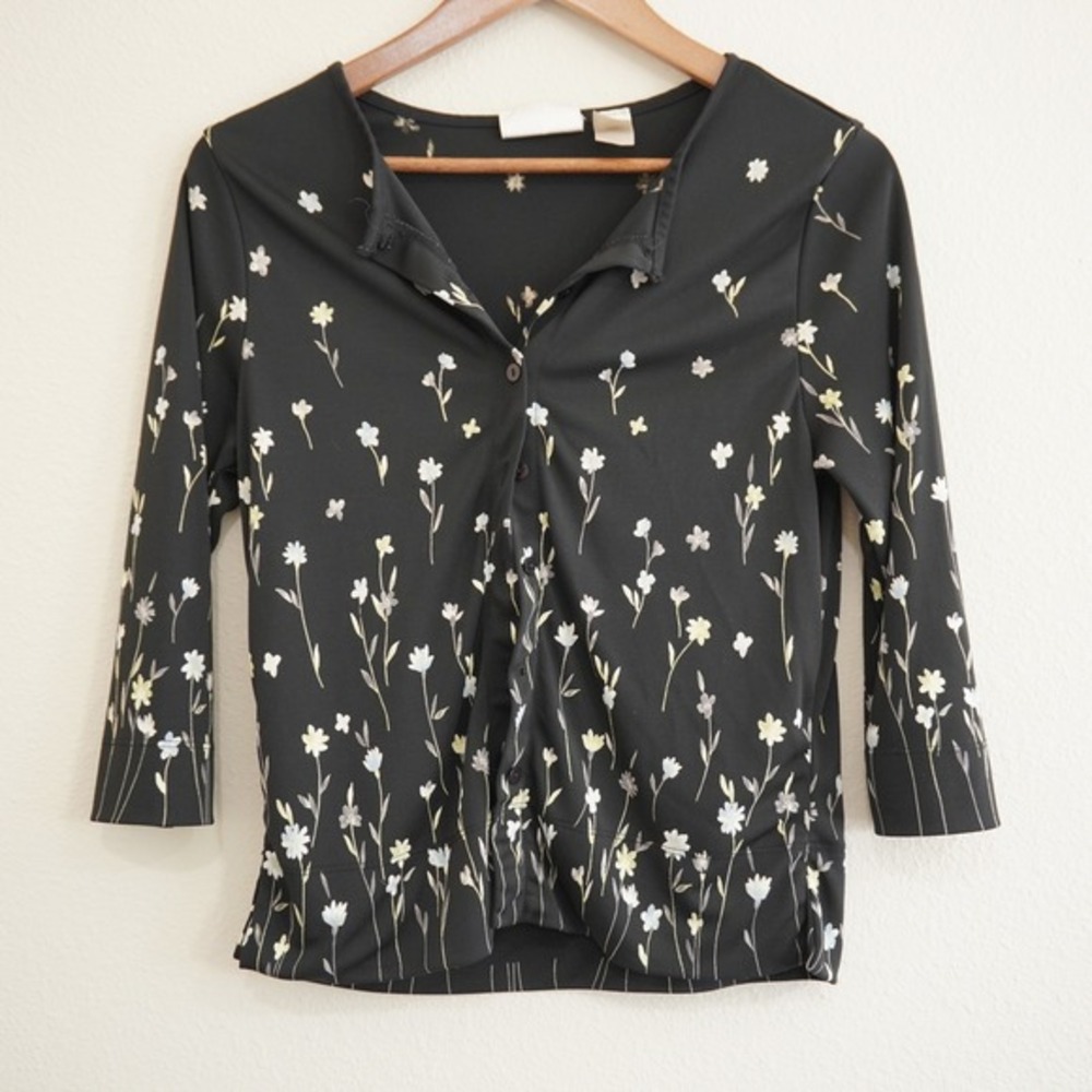 Vintage Liz Claiborne Dainty Feminine Black Floral Button Front Sweater Cardigan